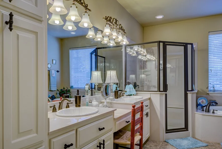 How Modern Shower Cubicles Are Superior To Old-Fashioned Tile-And-Tray