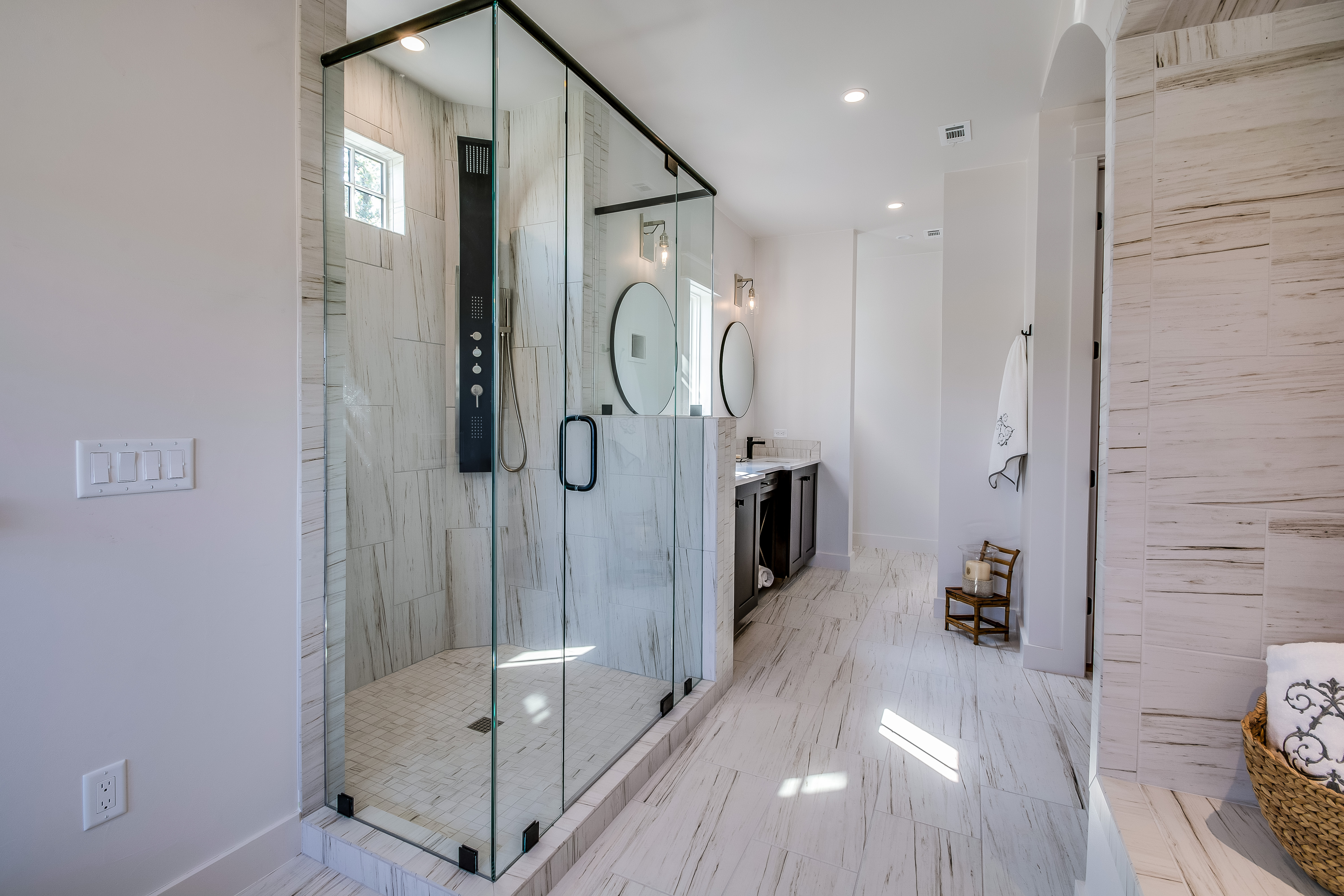 bathroom with glass shower pod to show what size humidistat does a shower need